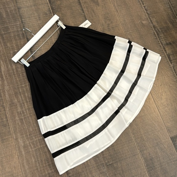 NWT NICOLE MILLER SKIRT SIZE 6 - Picture 14 of 16